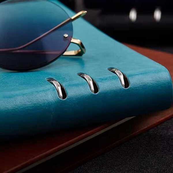 Caderno Argolado Capa em Couro A5 - Linora