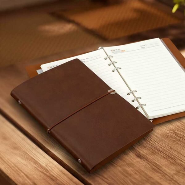 Caderno Argolado Vintage Capa em Couro A5 - Linora